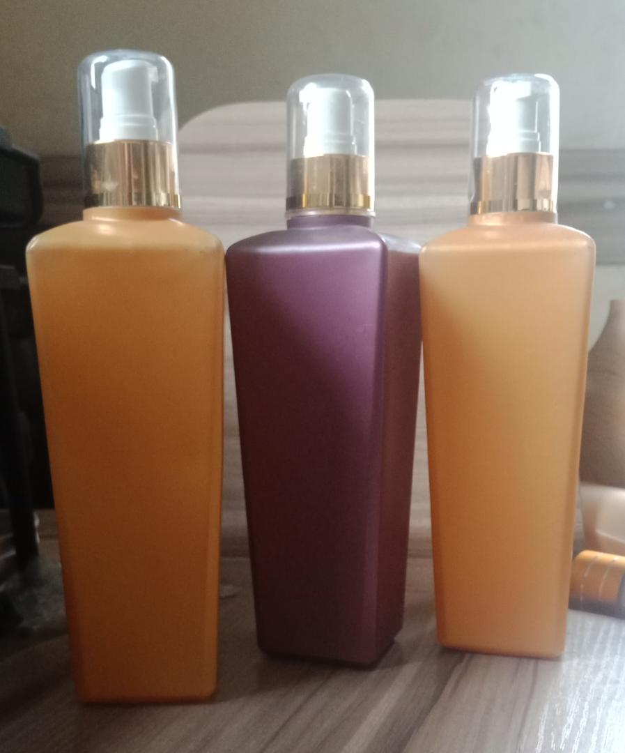 BIG V-SHAPE LOTION CONTAINER (NORMAL POMP)
