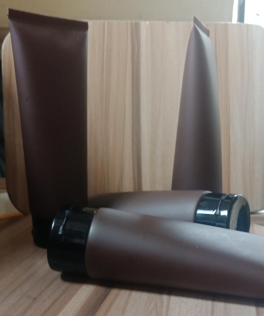 150GM AMBER TUBE