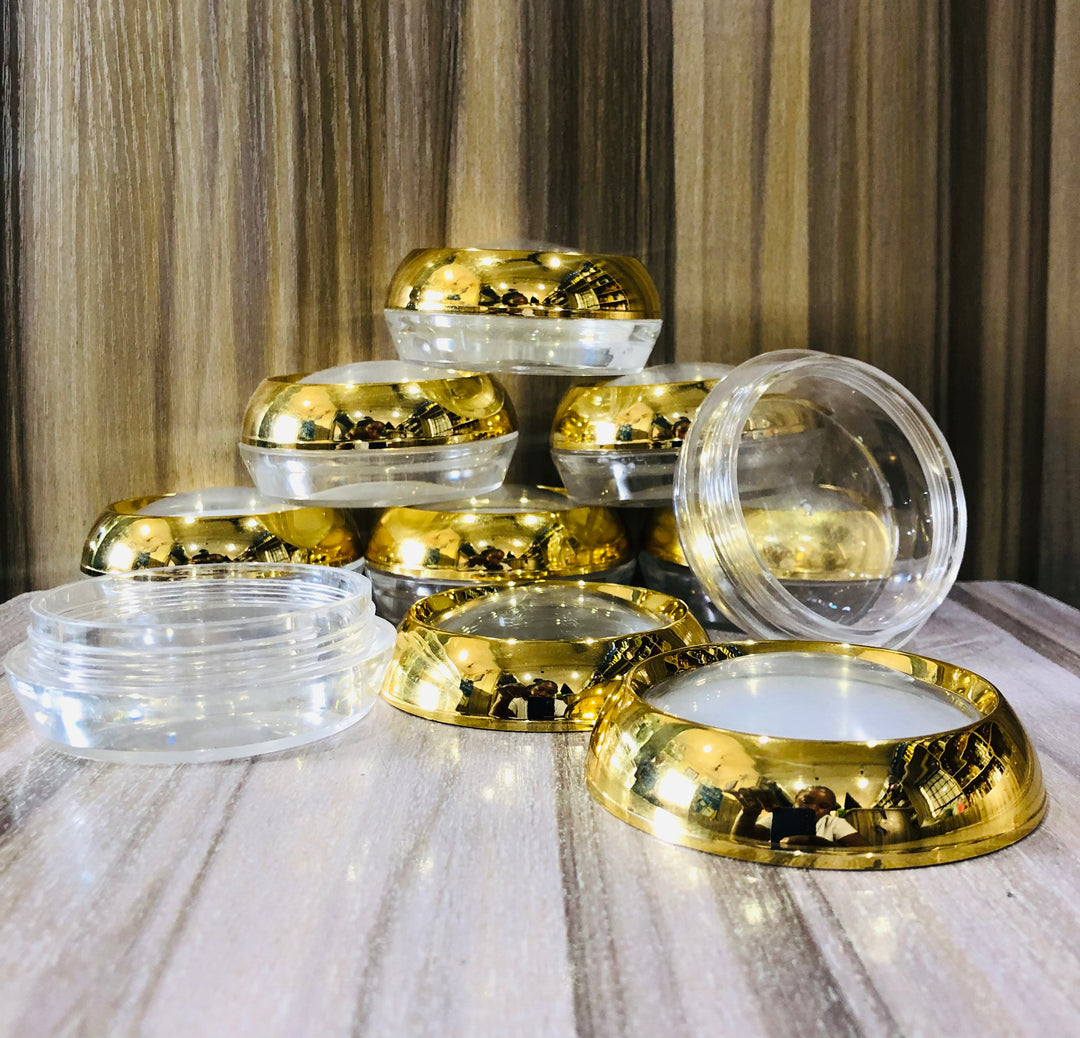 ROUND CONTAINER PLUS GOLD PLATED COVER