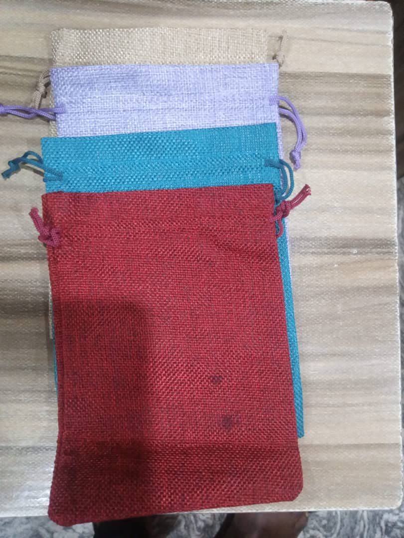 WEAVED POUCH