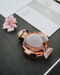 MAGIC MIRROR PERFUME BOTTLE