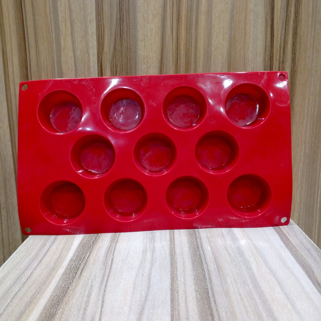 ELEVEN CAVITY SILICON MOLD