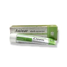 ANNIVAT DARK CORRECTOR